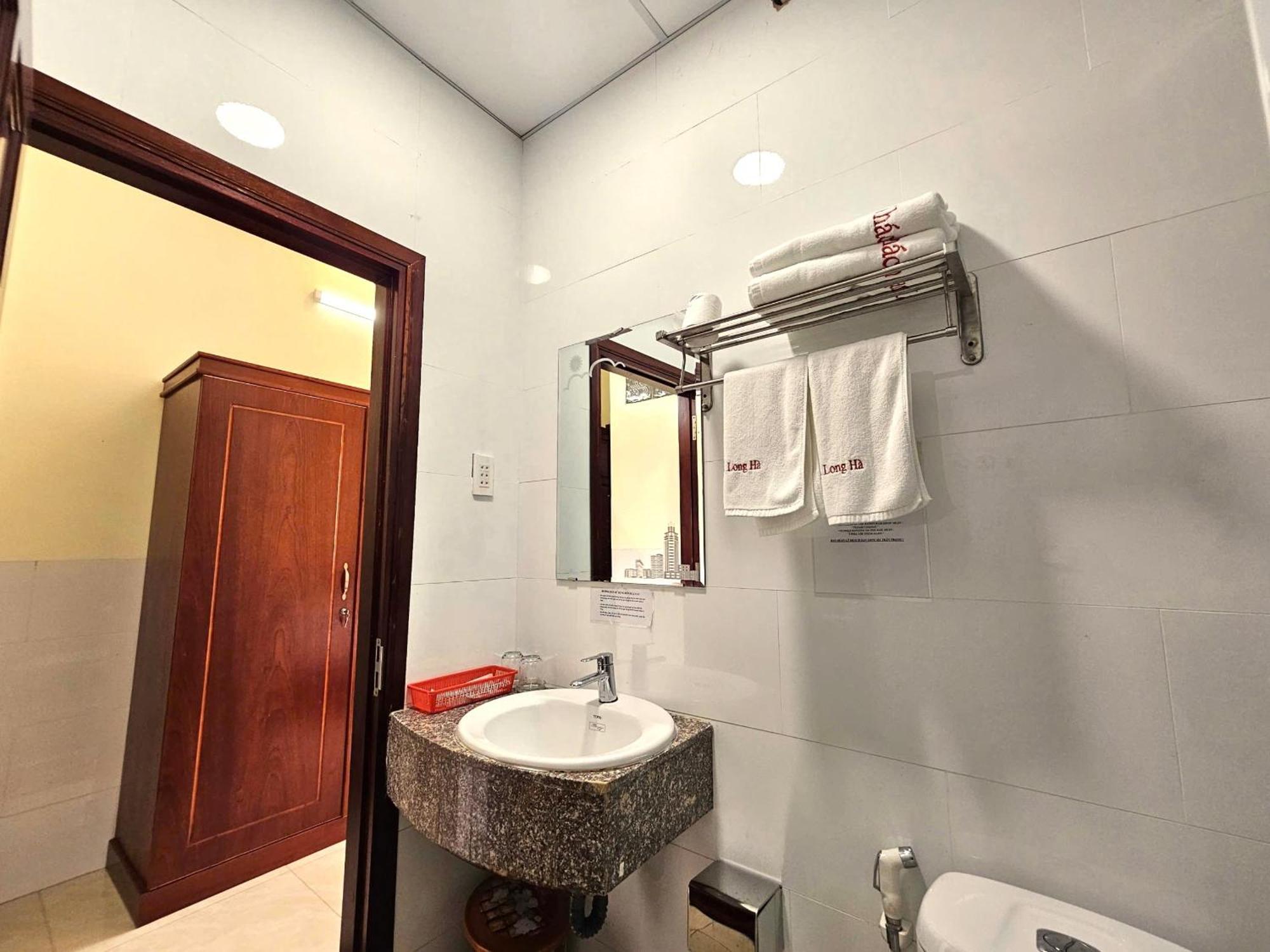 Khach San Long Ha Hotel Cần Thơ Ngoại thất bức ảnh